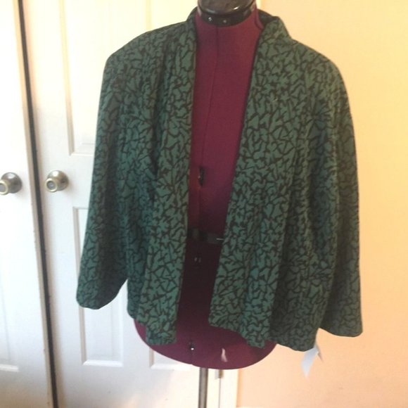 DANNY AND NICOLE WOMAN'S SIZE 22W OPEN FRONT JACKET 3/4 SLEEVES POLYESTER GREEN - Picture 1 of 3